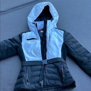 Women’s Hooded Colorblock Ski Jacket - Black & White by Erin Snow